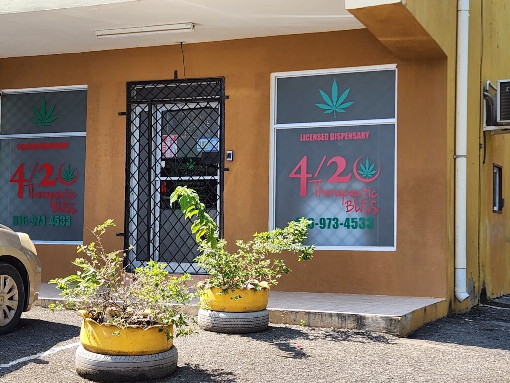 Store – main photo