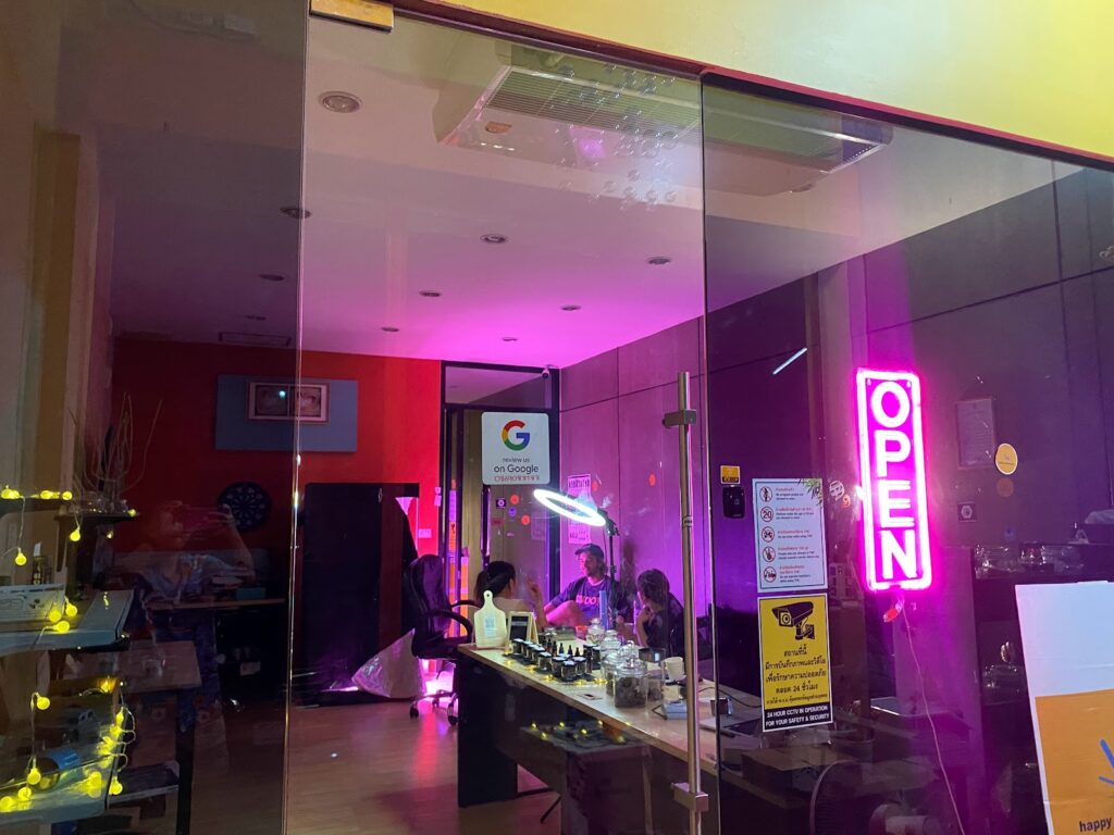 Store – main photo