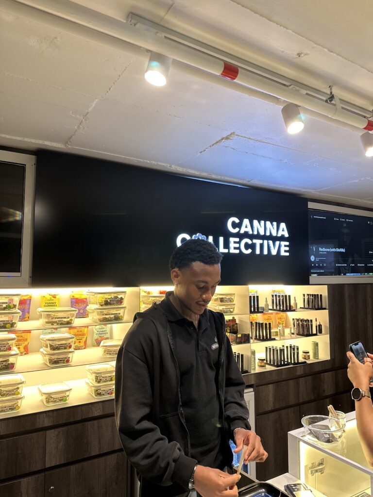 Store – main photo