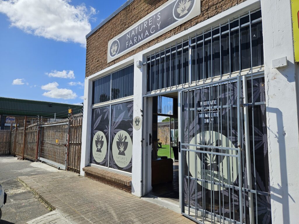 Store – main photo