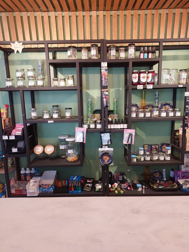 Store – main photo