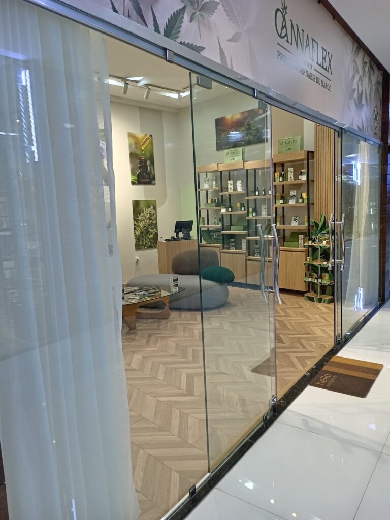 Store – main photo