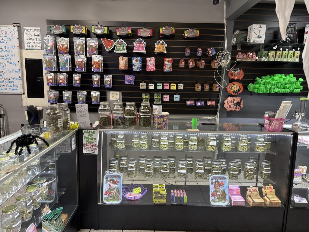 Store – main photo