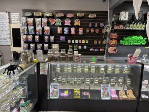 BudX Cannabis Store & Lounge — Inglewood, CA