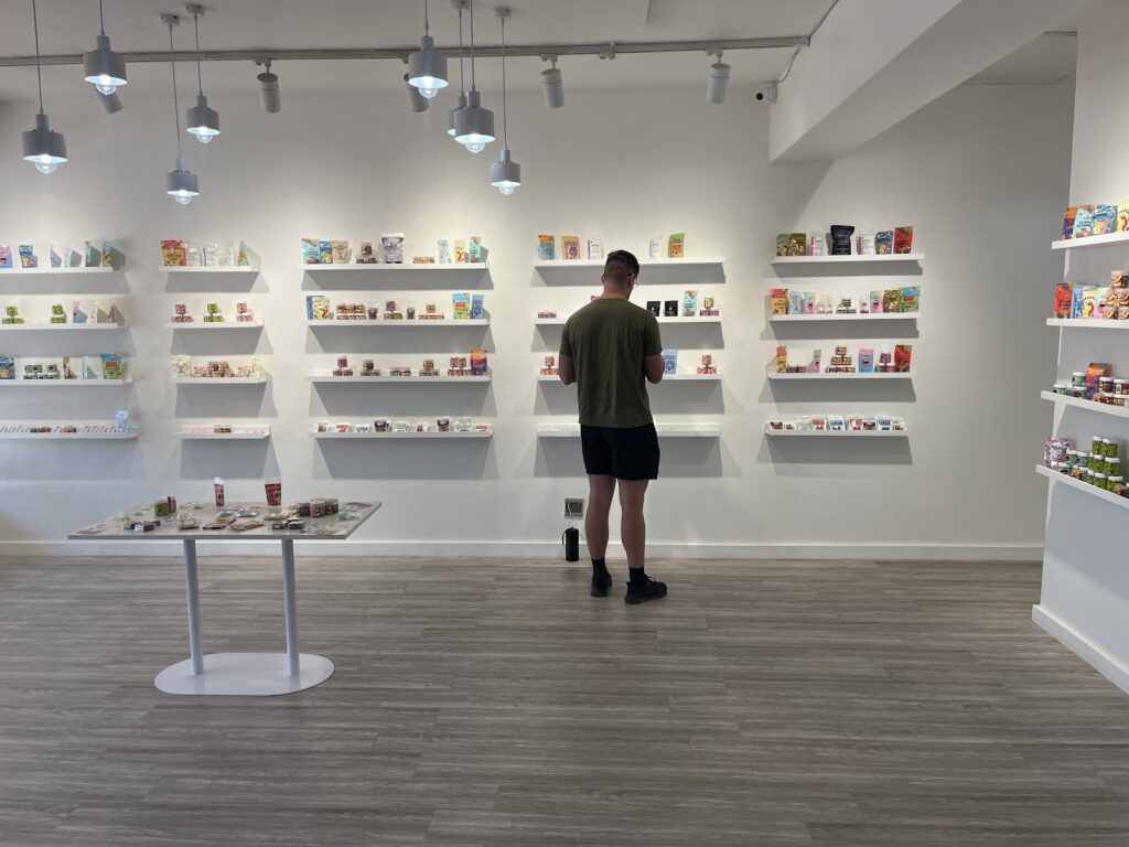 Store – main photo