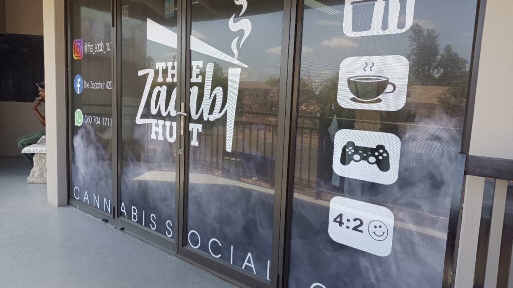 Store – main photo