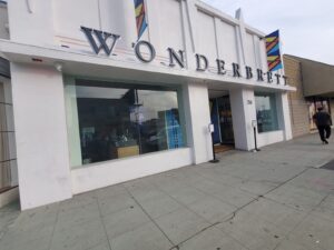 Wonderbrett — Los Angeles, CA