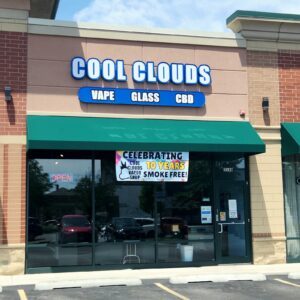 Cool Clouds Vapor Shop — Evergreen Park, IL