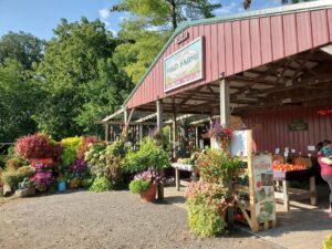 M & D Farms And Garden Center — Homer Glen, IL