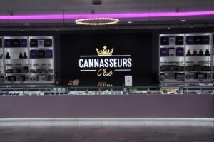 Cannasseurs Club Weed Dispensary North Hollywood — Los Angeles, CA