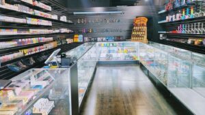Leo’s Smoke & Vape — Brookfield, IL