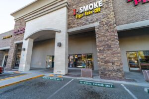 I Smoke Cigars & Vape ( Lucky Smoke ) — Scottsdale, AZ