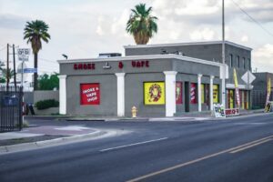 Chimney daze smoke and vape shop outlet — Phoenix, AZ