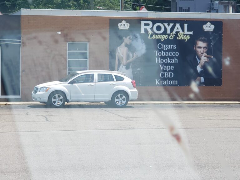 Royal Cigar and Tobacco