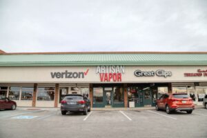 Artisan Vapor & CBD North Willow | Vape Shop | Smoke Shop | Delta 8 THC | THCA | Geek Bar | Hometown Hero | 3Chi | Kratom — Indianapolis, IN