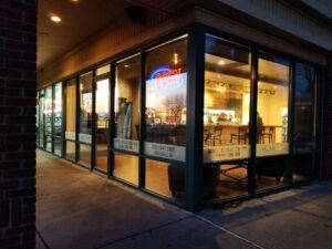 Artisan Vapor & CBD Noblesville | Vape Shop | Disposables | Delta 8 THC | EBCREATE | Smoke | 3Chi | Kratom — Noblesville, IN