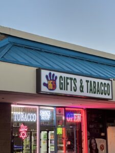 Hi5 gift & tabacco — Richmond, CA