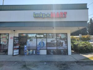 Lucky Mart microbrewery, KRATOM, JUUL,VAPE, SALT JUICES, GEEK BAR, FULM — Everett, WA