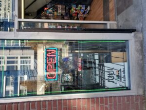 Charlie Pike Tobacco — Seattle, WA