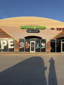 Leaf Life Smoke Shop — Midwest City, OK
