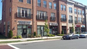 LANSDOWNE VAPES&CIGARS KRATOM CBD — Leesburg, VA