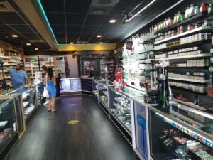 THE DEN SMOKE SHOP,VAPOR ,PUFF BAR,CIGARZ — Henderson, NV