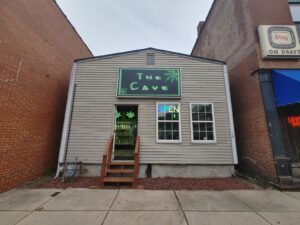The Cave Smoke Shop – Delta 8 THC, CBD, & Disposable Vape Superstore — Edwardsville, IL