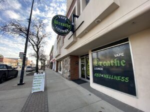 Breathe Vape Lounge — Wyandotte, MI