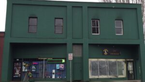 Happy Hut — McMinnville, OR