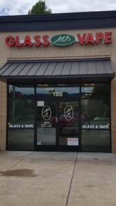 MJ’s Glass & Vape — Newberg, OR