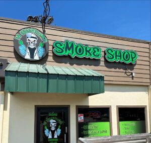 Dr greenthumbz smoke shop — Hillsboro, OR