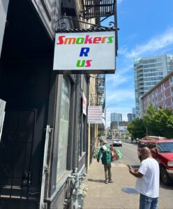 Smokers R Us — Portland, OR