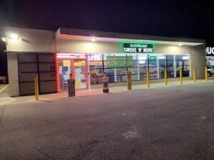 Cloverleaf Smokeshop — Louisville, KY