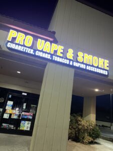 pro vape & smoke — Fresno, CA