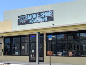 NHALE Smoke Shop — Miami, FL