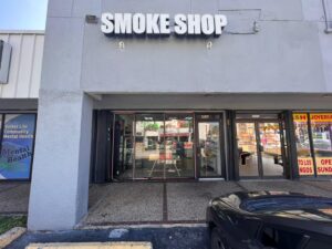 7th Street Marketplace & Smoke Shop — Miami, FL