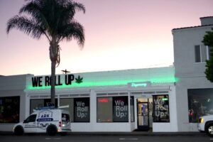 We Roll Up — Los Angeles, CA