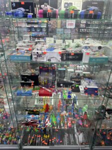 Glenoaks Smokes & Exotics — Los Angeles, CA